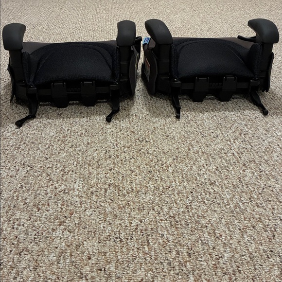 Graco TurboBooster LX Backless Booster Seat for Kids Transitioning to Seat Belt - Picture 10 of 16